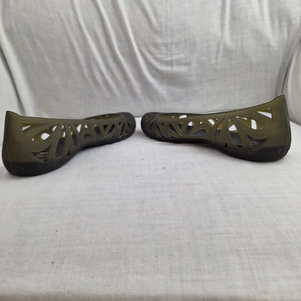 Y2K Whimsigoth Crocs Olive Green Size 9 Adrina Flat II Jelly Ballet Shoes Women - Picture 10 of 10